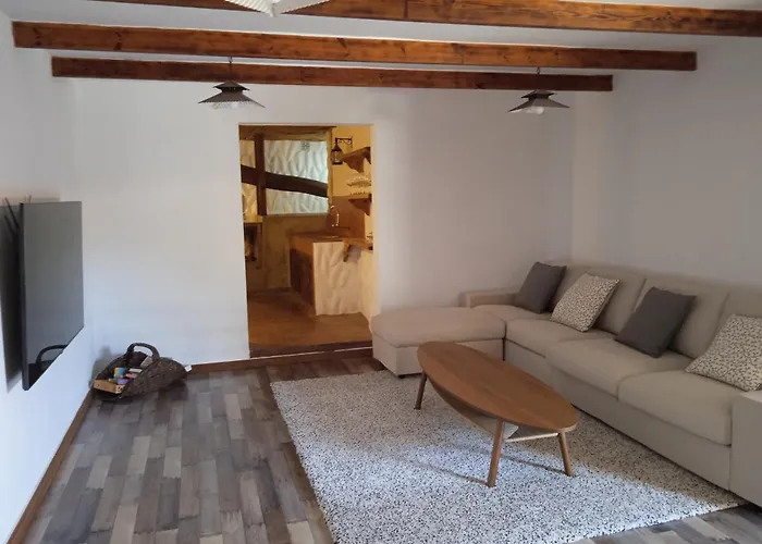 Casa Con Jardin Para Familias Y Grupos